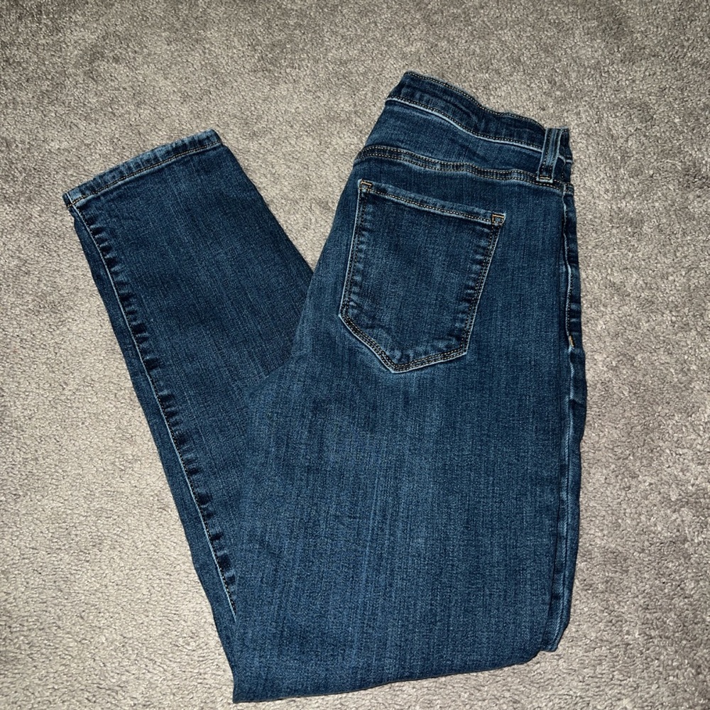 BANANA REPUBLIC SKINNY JEANS